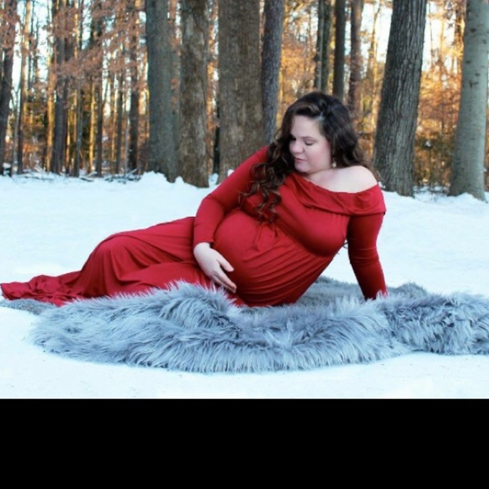 Red maternity dress